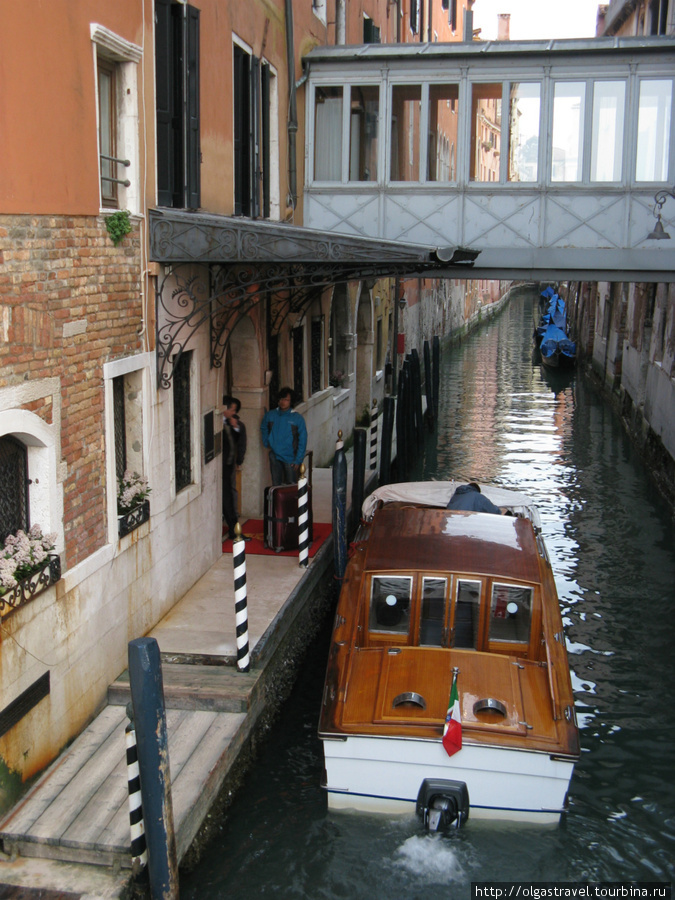 Туристы уезжают... Венеция, Италия