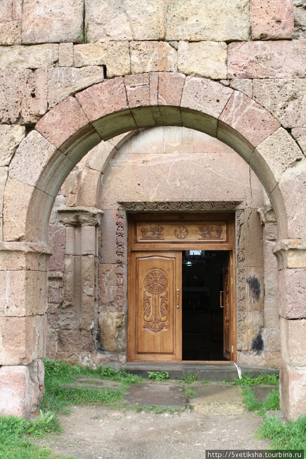 Одзунский монастырь — древнее древнего Одзун, Армения