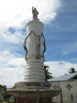 Статуя Иисуса Христа поставлена к 100-летию Мераукской миссионерской станции