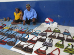 уличная торговля сумками