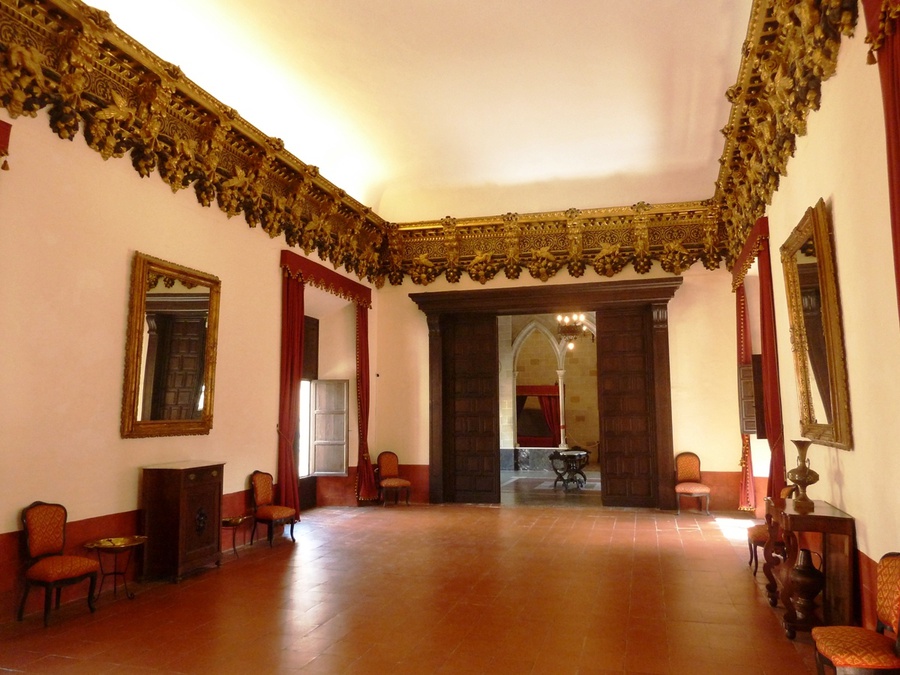 Во дворце герцогов Борха Гандиа, Испания