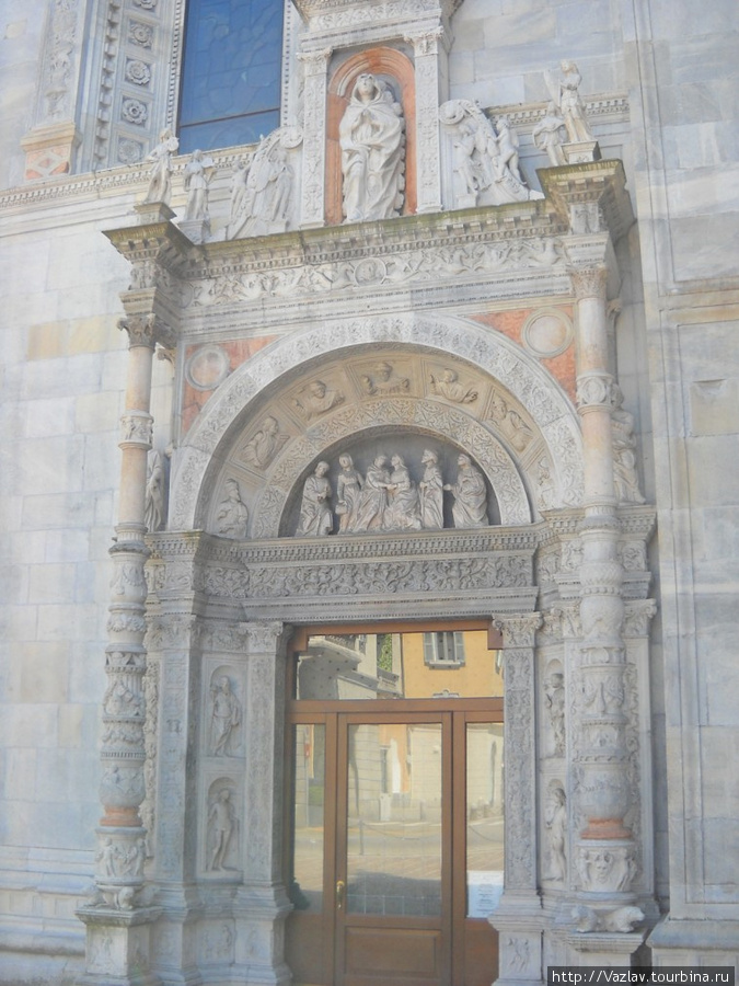Боковая дверь Комо, Италия