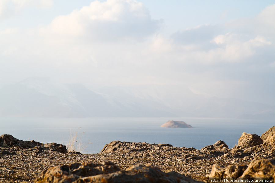 Остров Акдамар (озеро Ван, Турция) Ван, Турция