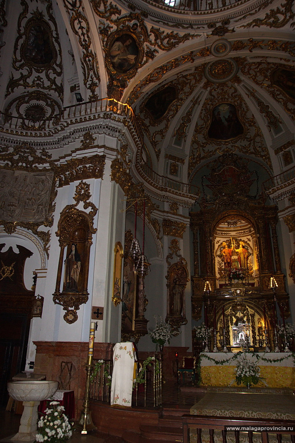 Церкви Малаги. Церковь Iglesia de Los Santos Martires Малага, Испания