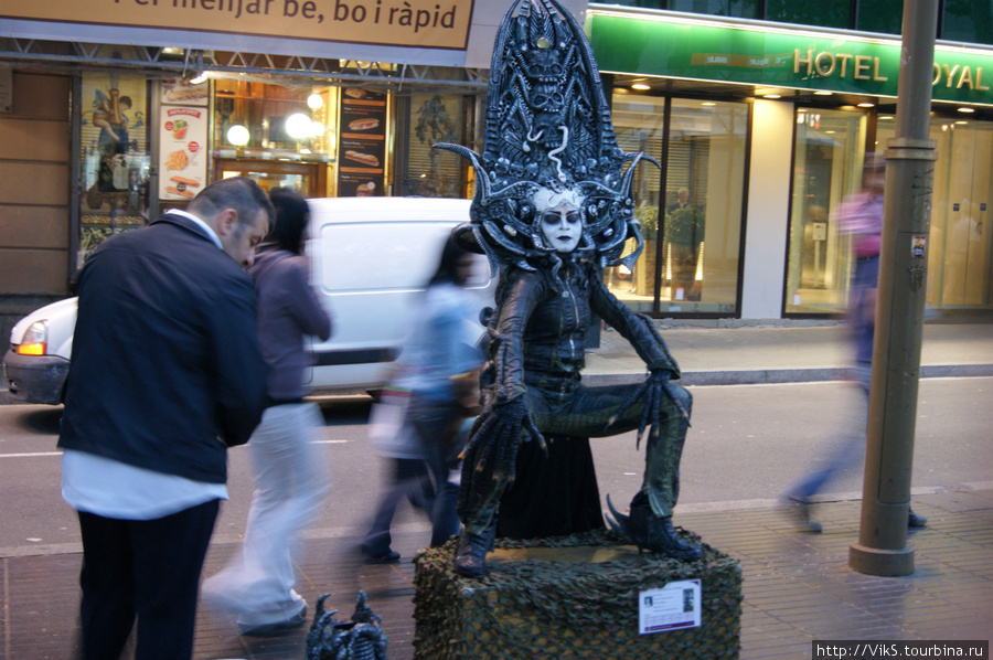 Живые скульптуры Рамбла Барселона, Испания