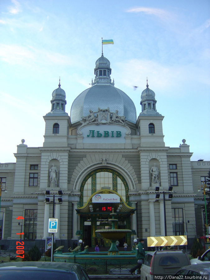 Львовский вокзал — близнец вокщала в Кракове Львов, Украина