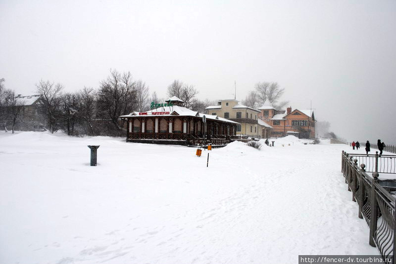 Заснеженный холодный Кранц Зеленоградск, Россия