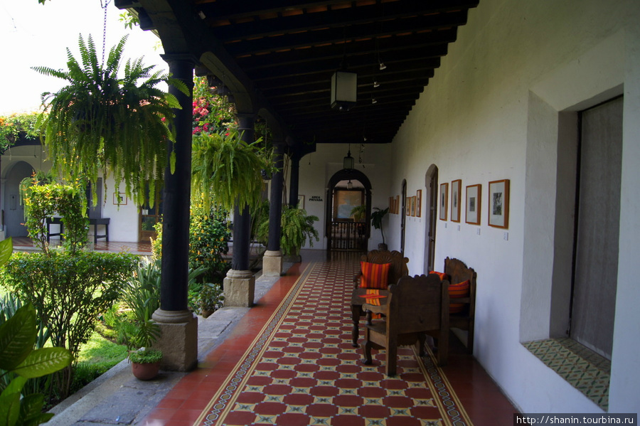 В центре изучения доколумбовых культур Антигуа, Гватемала