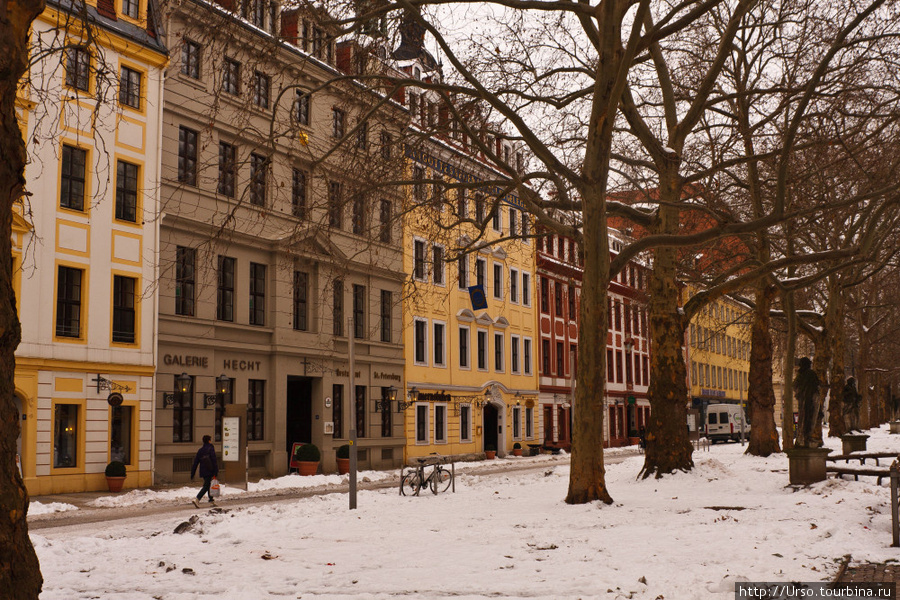 Единственная улица в Дрездене, на которой сохранились оригинальные здания — Hauptstraße. Дрезден, Германия