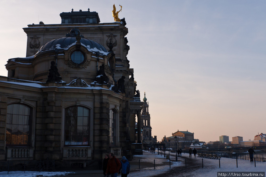 Академия исскуств Дрезден, Германия