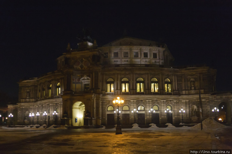 Оперный театр Дрезден, Германия