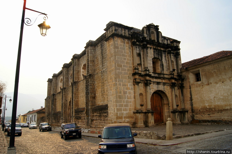 Монастырь капуцинов Антигуа, Гватемала