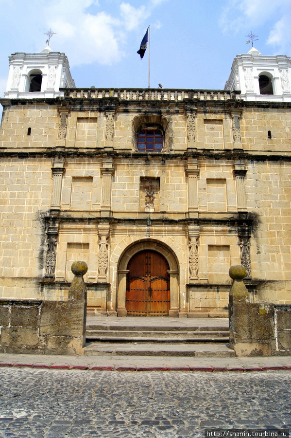 Церковь Школа Христа Антигуа, Гватемала