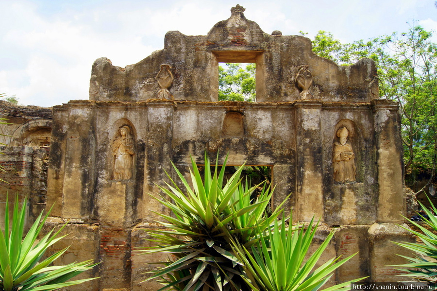 Монастырь Сан Херонимо Антигуа, Гватемала