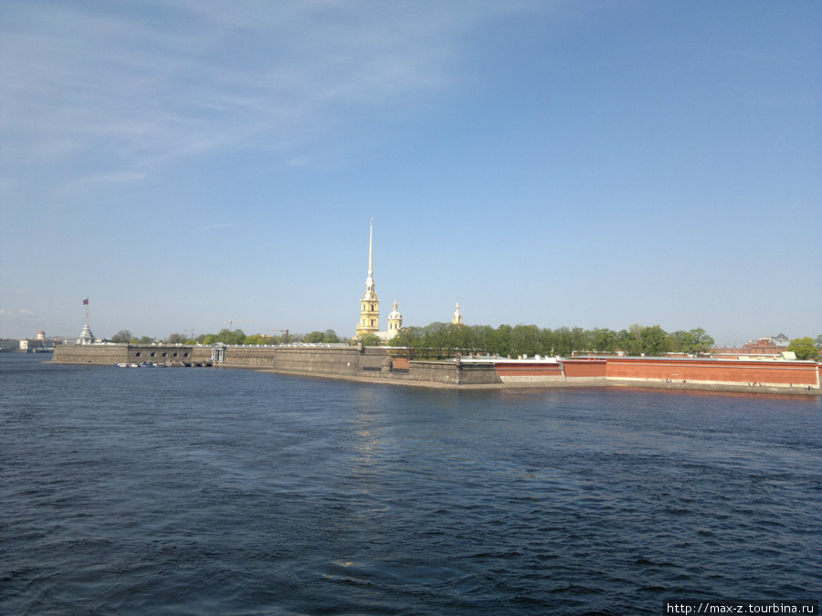 Историческое ядро города - крепость Санкт-Петербургская. Санкт-Петербург, Россия