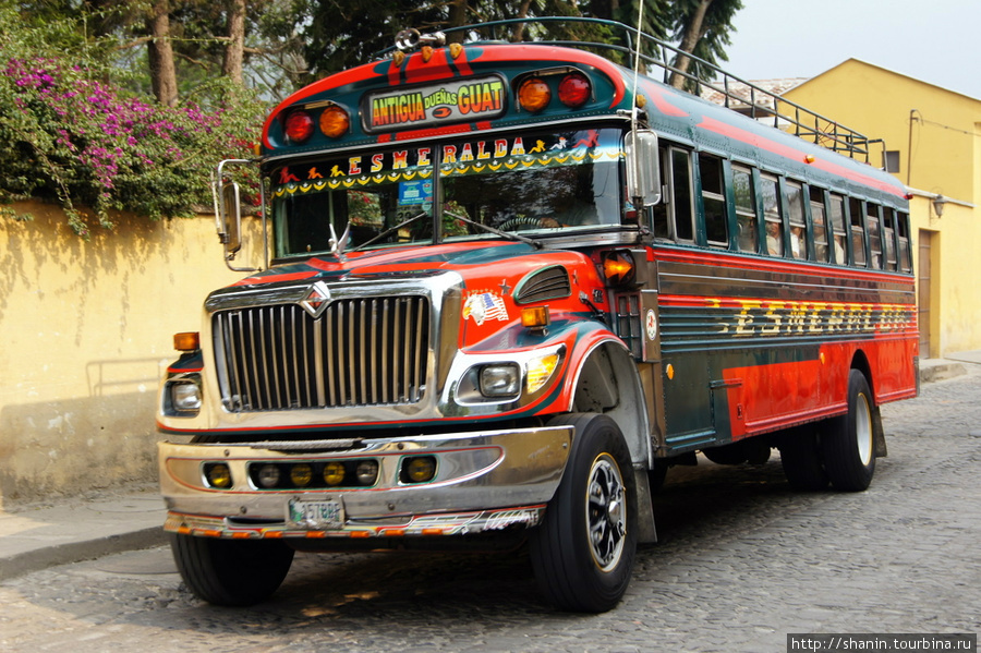 Автобус в Антигуа Антигуа, Гватемала