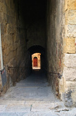 Переулок-тоннель