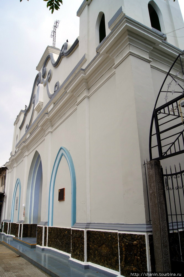 Церковь в Атако Концепсьон-де-Атако, Сальвадор