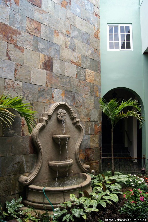 В Доме Культуры Ауачапан, Сальвадор