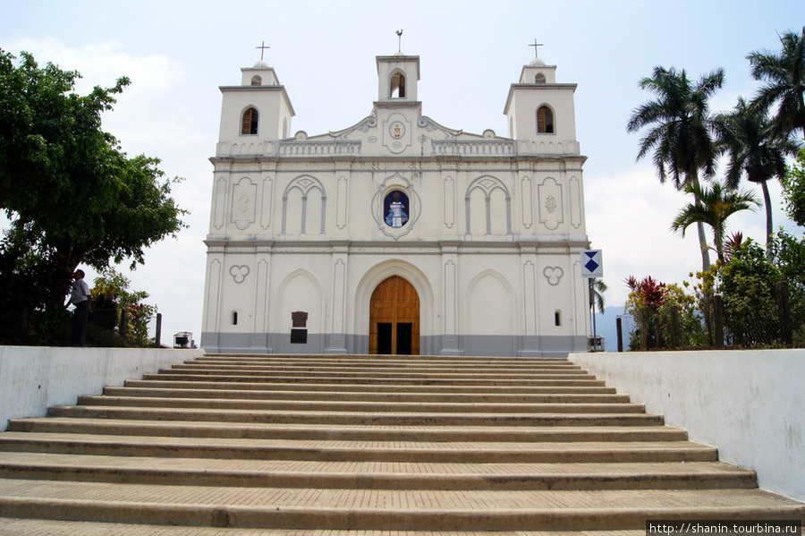 Храм Нуэстра Сеньора де Асунсьон Ауачапан, Сальвадор