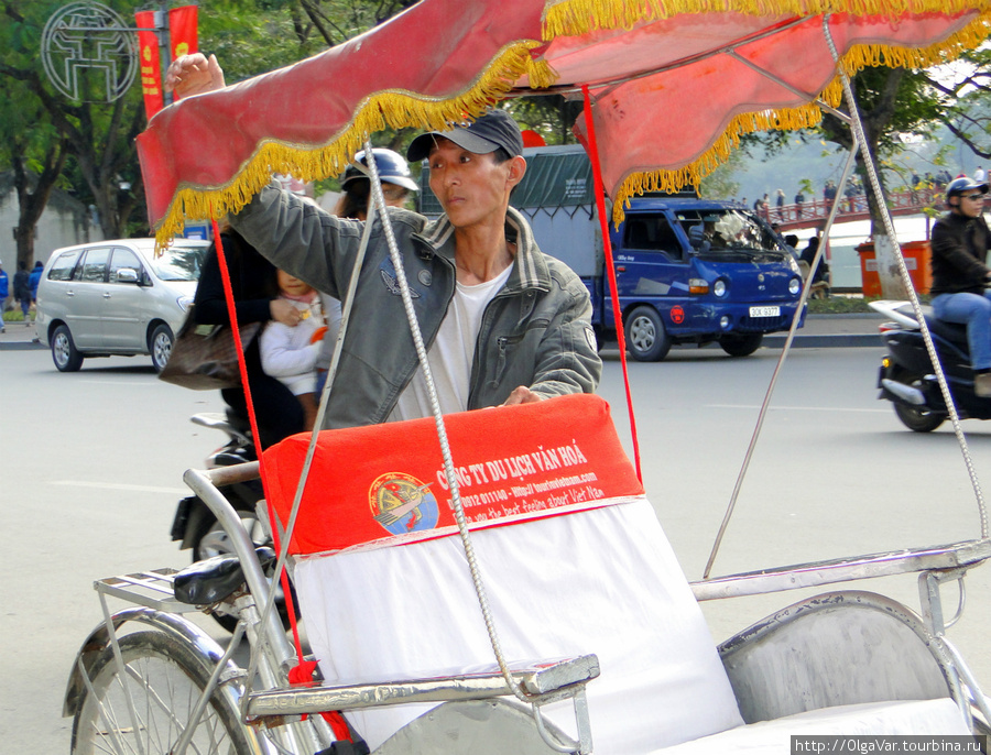 Мгновения  столичной  жизни Ханой, Вьетнам