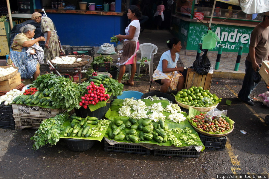 Уличный рынок в Чалчуапе Чалчуапа, Сальвадор