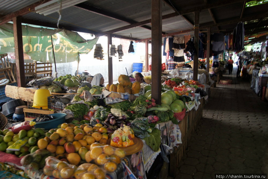 Рынок у церкви Juayùa, Сальвадор