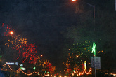 Ночная Парк стрит 31 декабря 2003 года была украшена иллюминацией