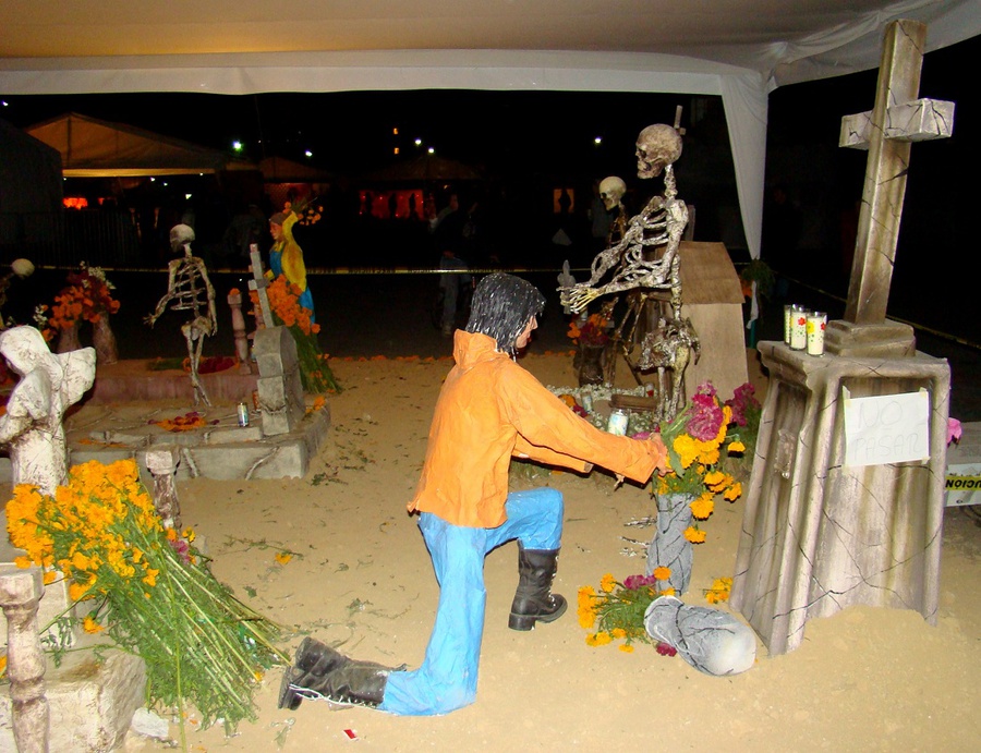 Завороженные смертью или вечер накануне Дня мертвых Мехико, Мексика