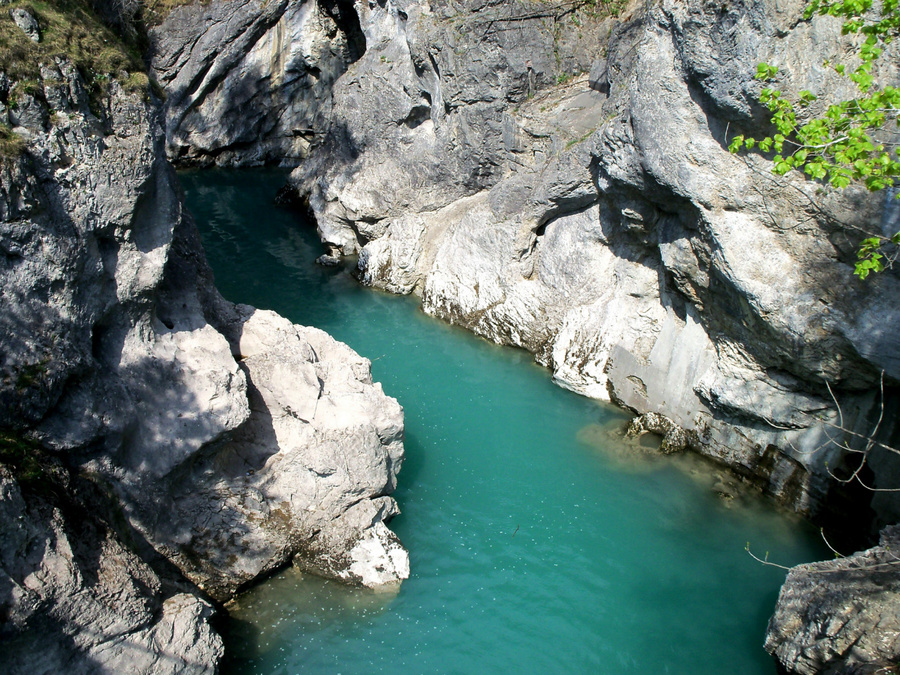 Водопад в Фюссене Фюссен, Германия