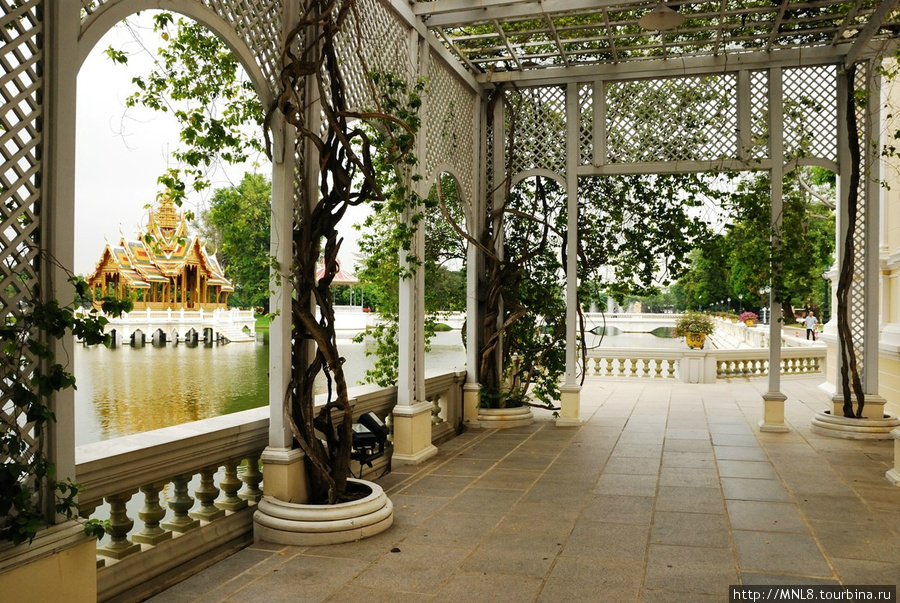 Летний королевский дворец Bang Pa-In Palace Аюттхая, Таиланд