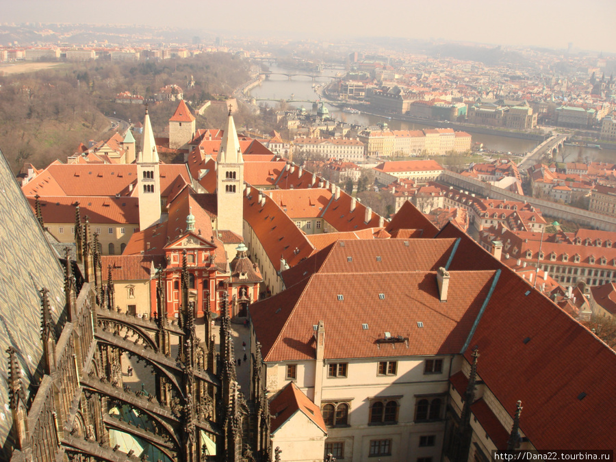 Вид на Прагу с собора святого Вита. 2007г. Прага, Чехия