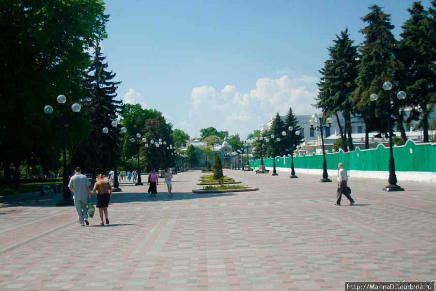 Мариинский и Городской парки Киев, Украина