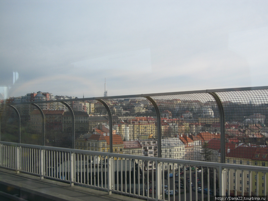 Мост самоубийц. Поэтому и сеточка. 2007г. Прага, Чехия
