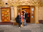 В Праге очень много мастерских и магазинчиков кукол-марионеток. 2007г.