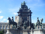Памятник Марии — Терезии