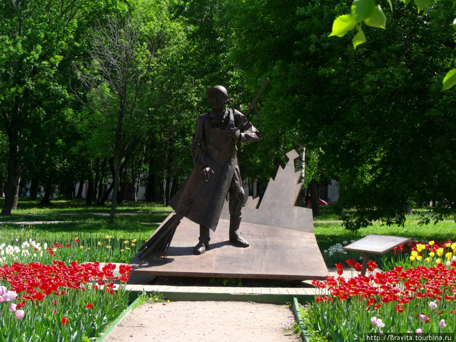 Памятник Дворнику Москва, Россия