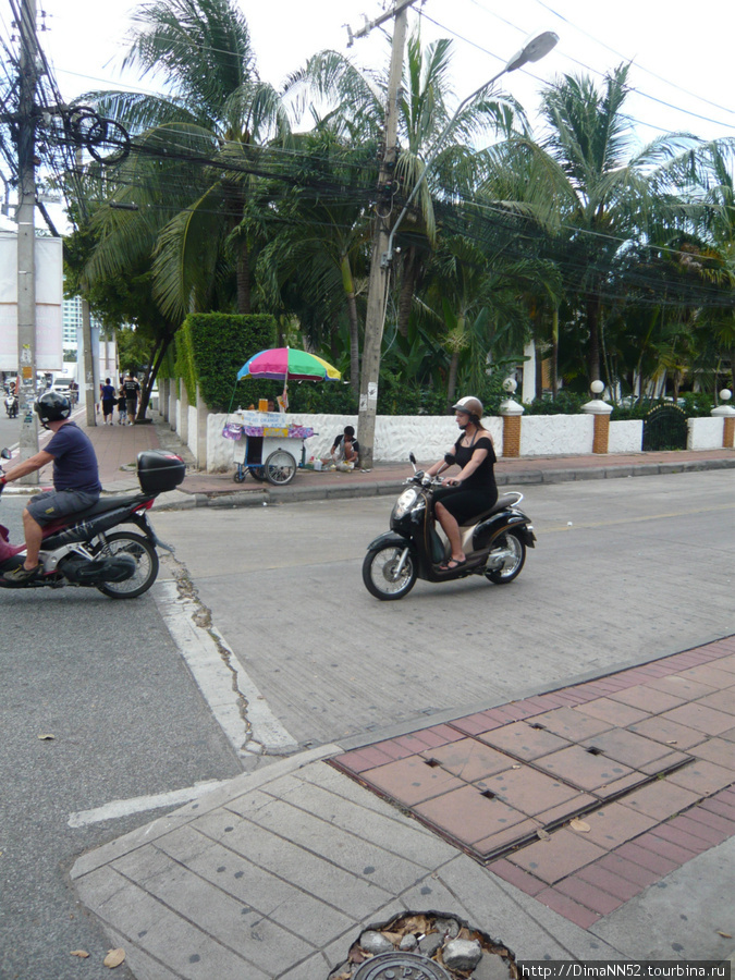 Мотобайки, как и во всей Азии, очень популярны в Таиланде. Паттайя, Таиланд