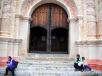 Вход в собор Санто Доминго
