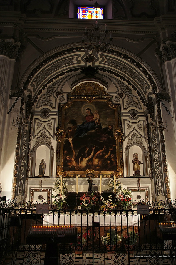 Virgen del Carmen, спасающая грешные души Малага, Испания
