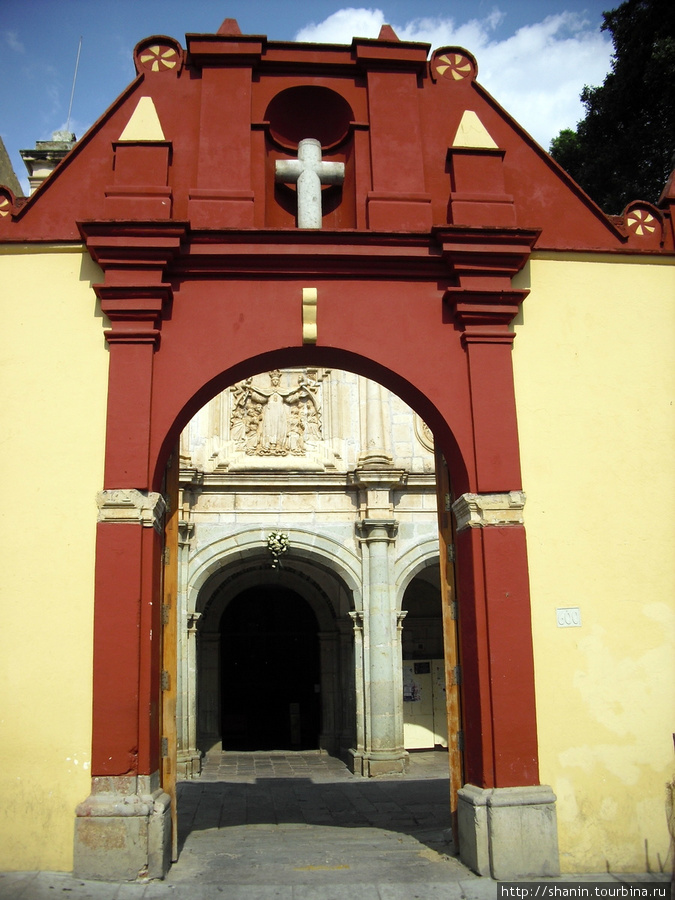 Монастырь кармелиток в Оахаке Оахака, Мексика