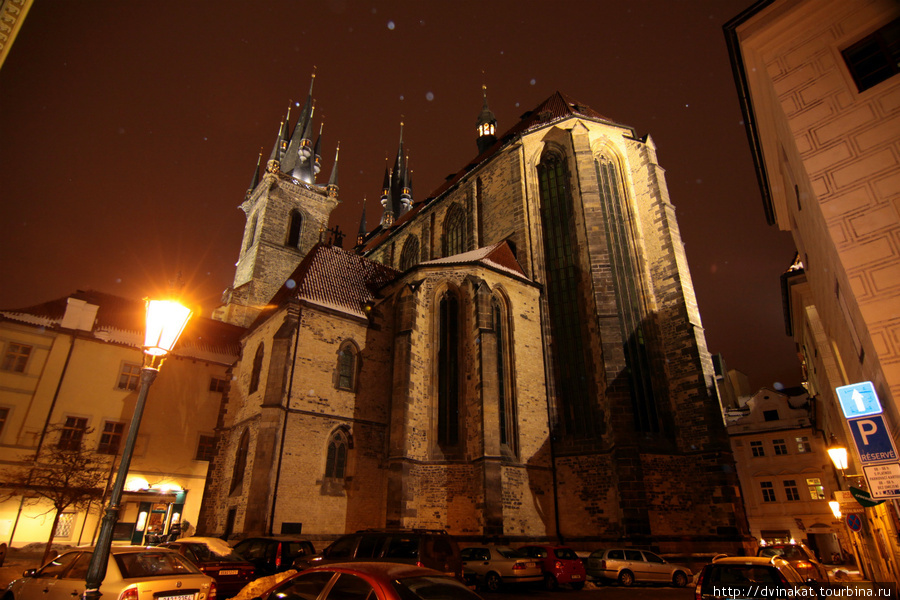 Тынский храм, вид сзади... Прага, Чехия