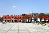 Площадь перед доминиканским монастырем
