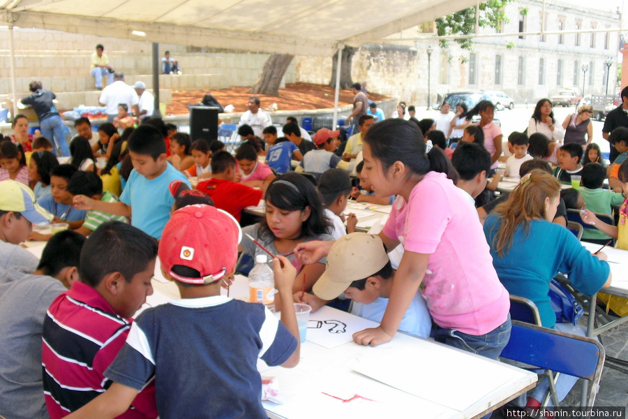 Конкурс детских рисунков Оахака, Мексика