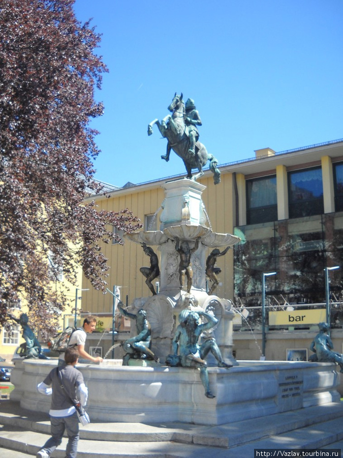 Памятник Инсбрук, Австрия
