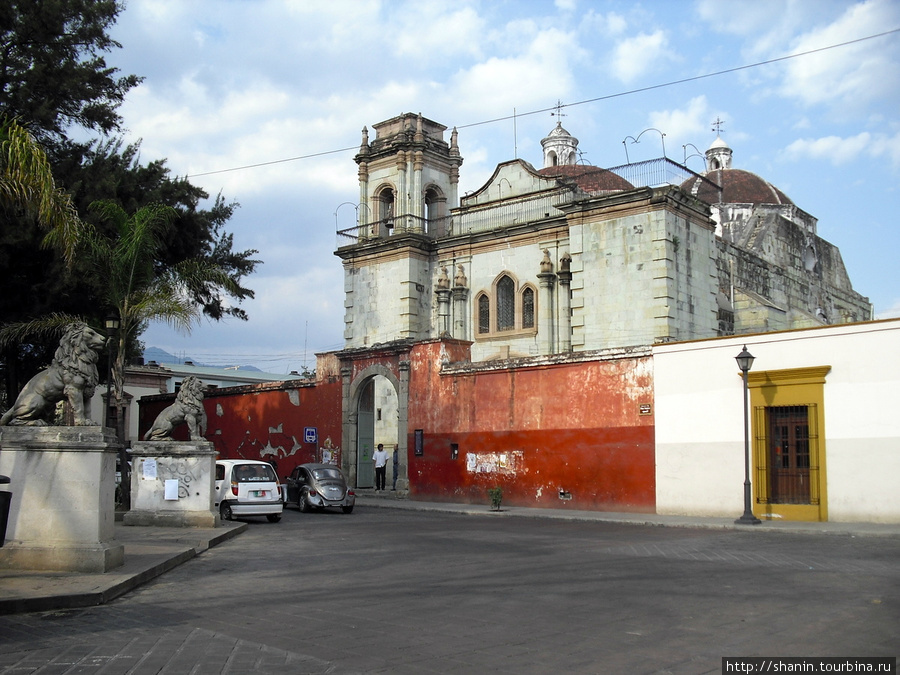 Храм Патросинио Оахака, Мексика