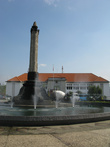 Главный Памятник на Главной Площади
