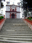 Лестница перед церковью Святого Кристобаля