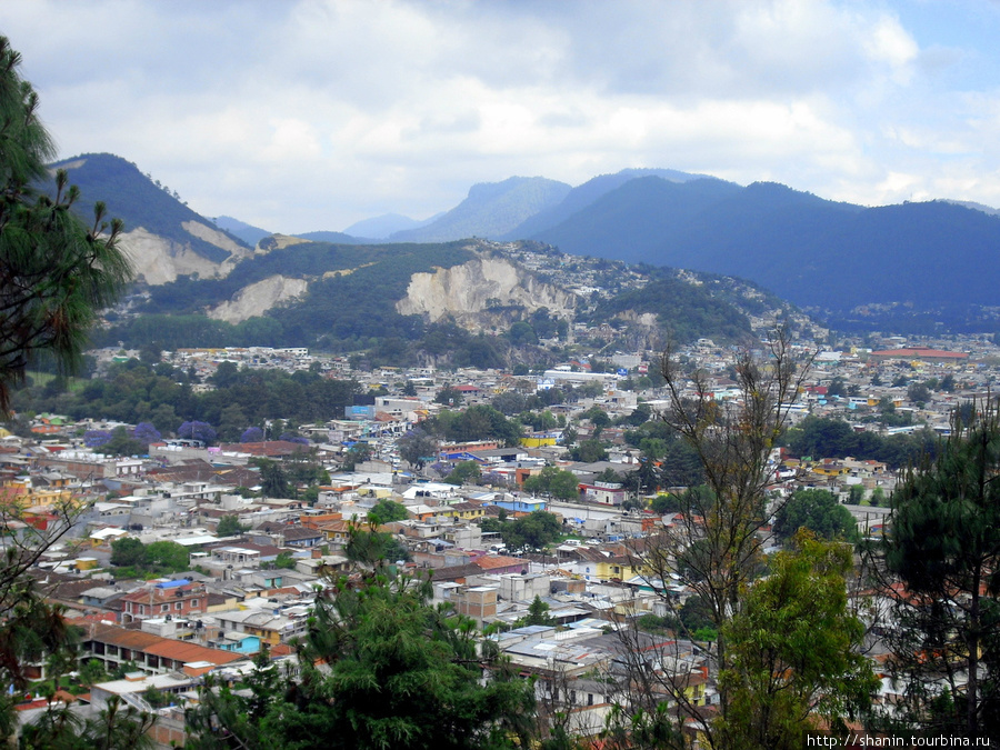 Сан-Кристобаль-де-Лас-Касас — вид с холма Сан-Кристобаль-де-Лас-Касас, Мексика
