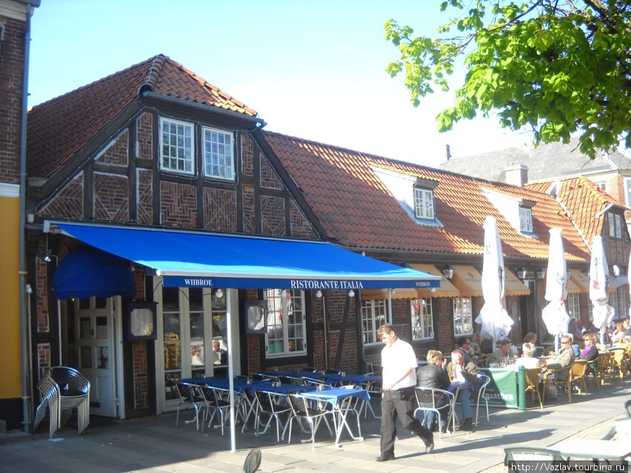 Кафешка Хельсингёр, Дания